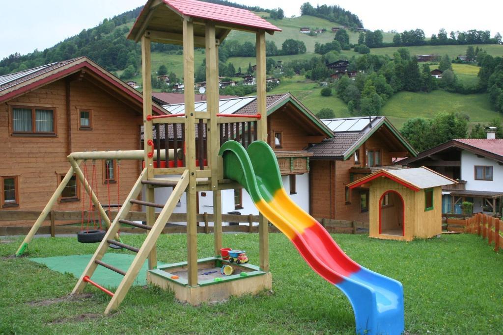 Feriendorf Wildschoenau Niederau Rum bild